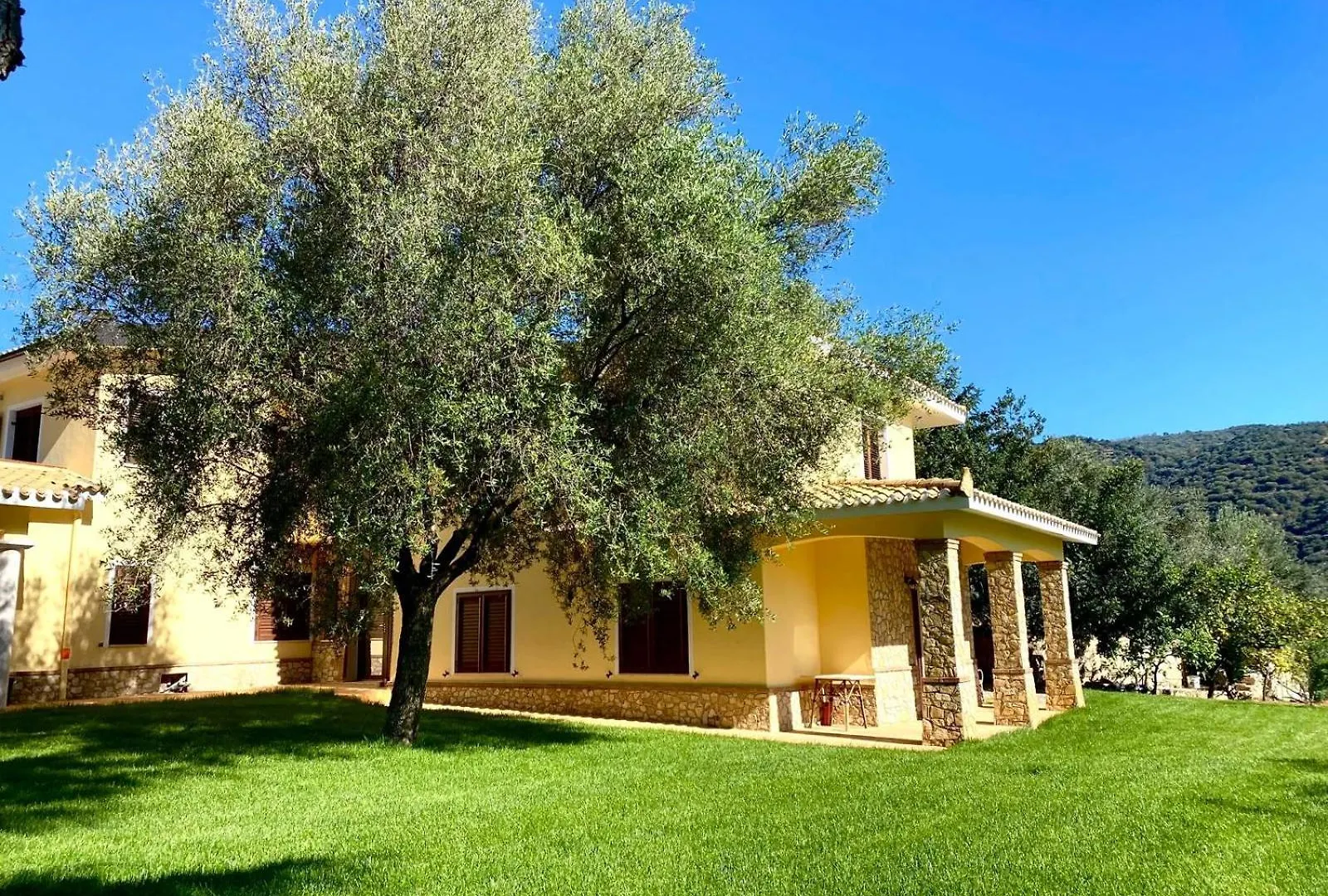 Apartment Villa With Pool Cardedu