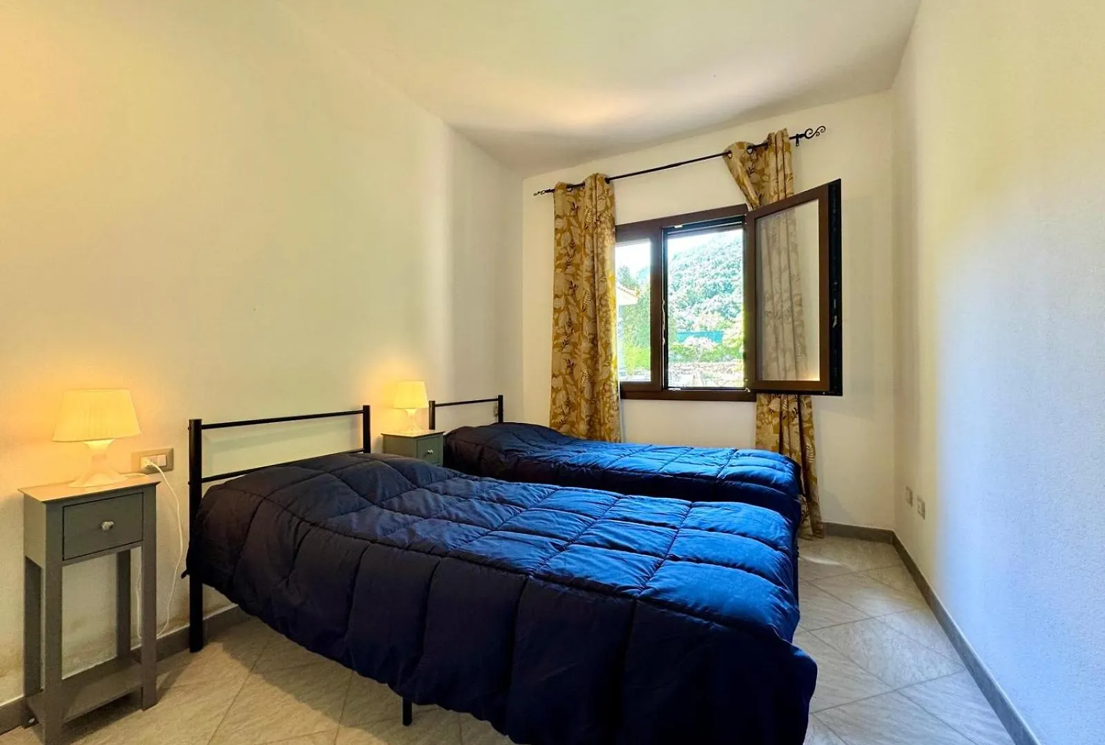 Villa With Pool Cardedu