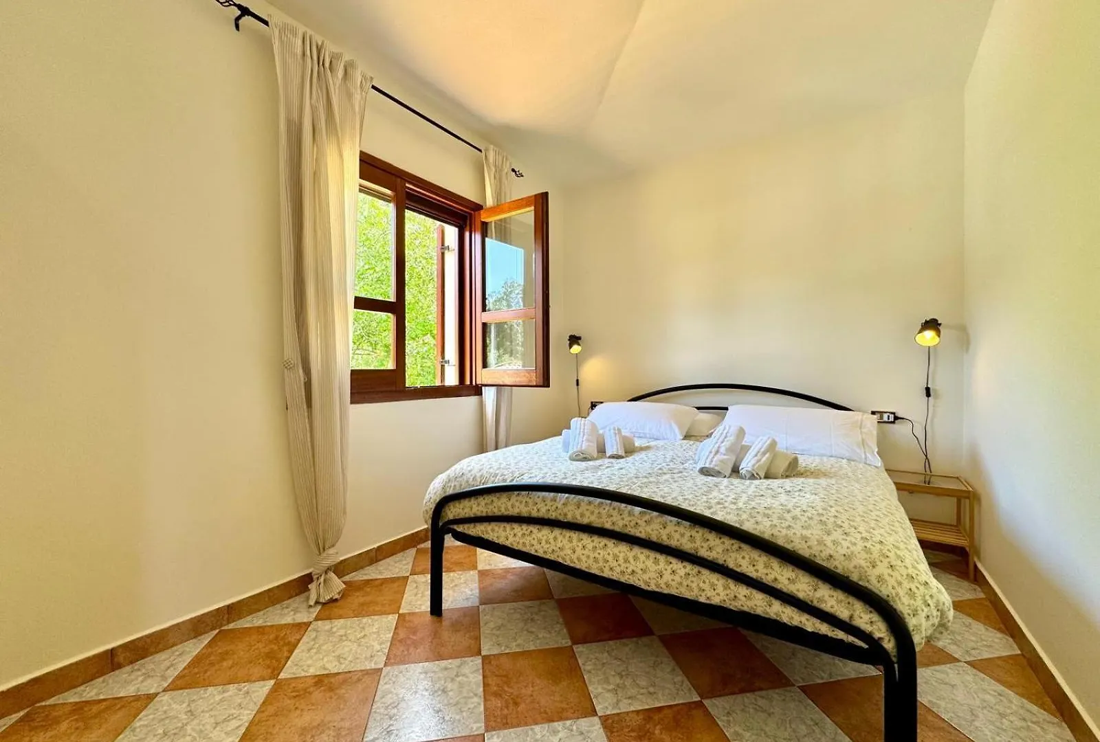 Villa With Pool Cardedu Italien