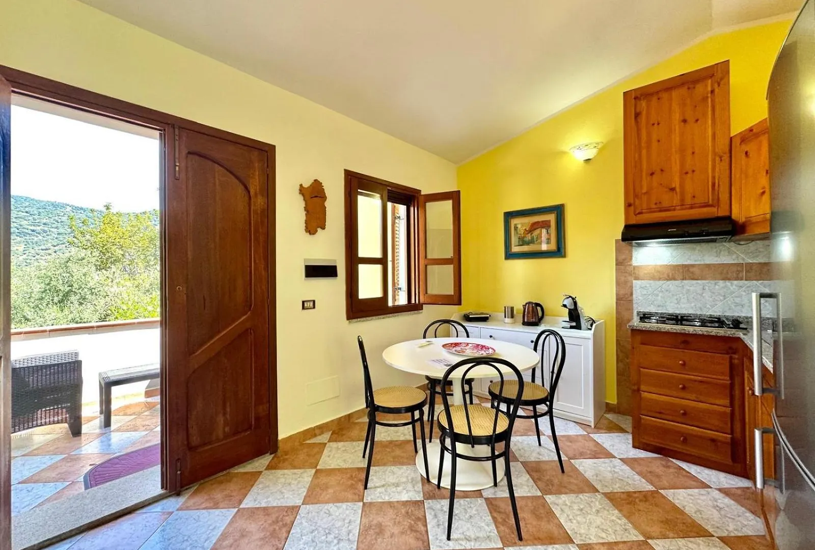 Villa With Pool Cardedu