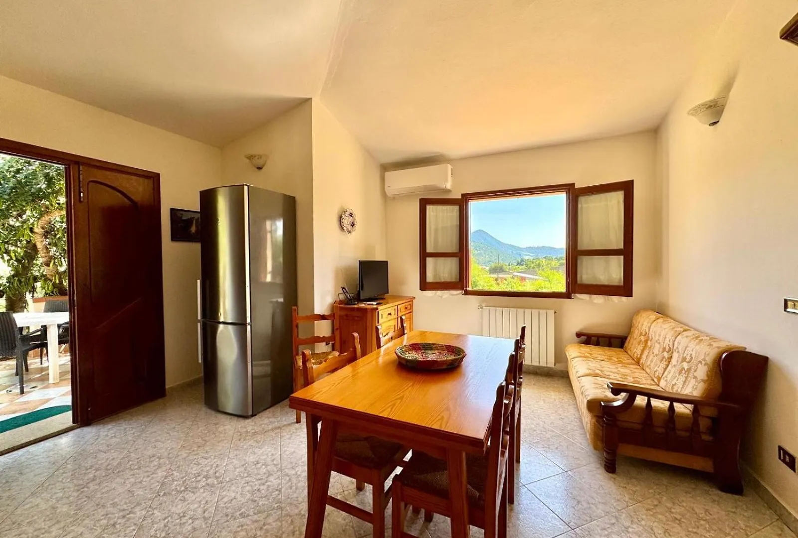 Villa With Pool Cardedu Italia
